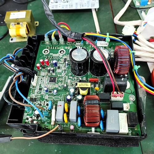 冷氣線路板維修 | 學會自救，讓冷氣復活